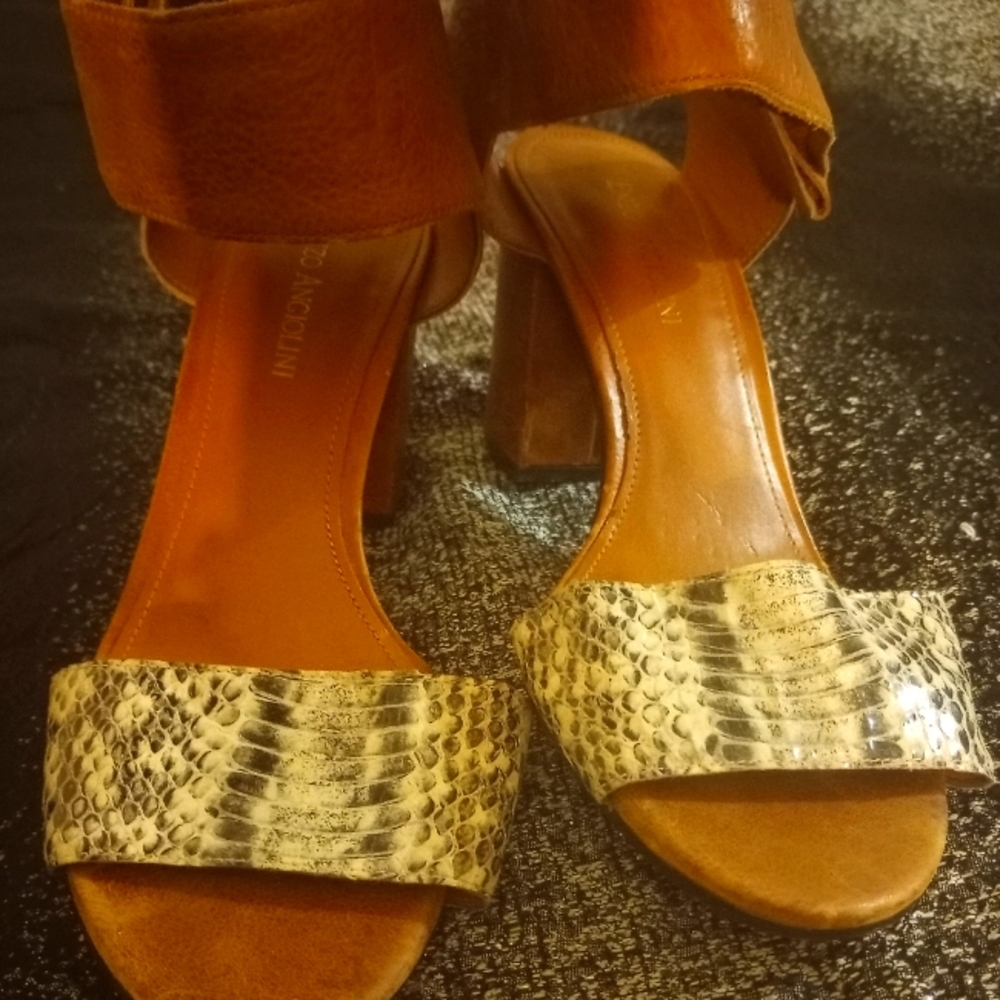 Open Toe Sandals